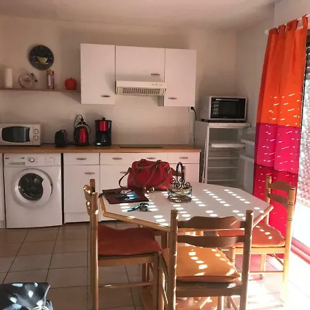 Lägenhet 2pcs Roussillion Canet-en-Roussillon